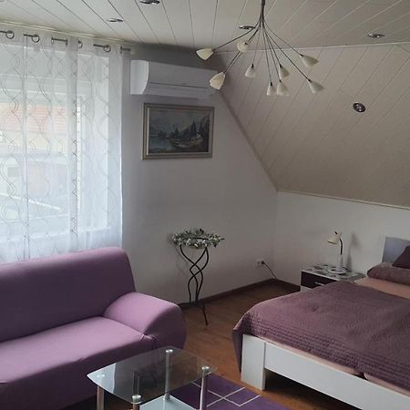 Nettes 2- Zimmer Apartment Sehnde Extérieur photo