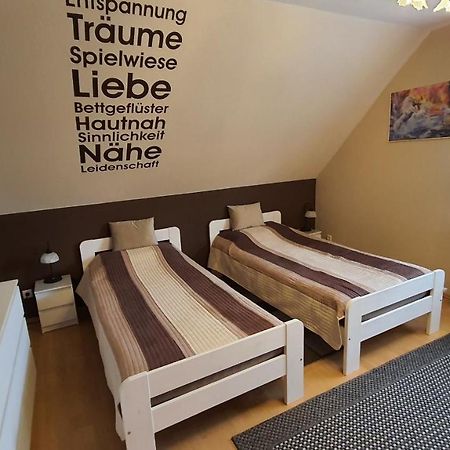 Nettes 2- Zimmer Apartment Sehnde Extérieur photo