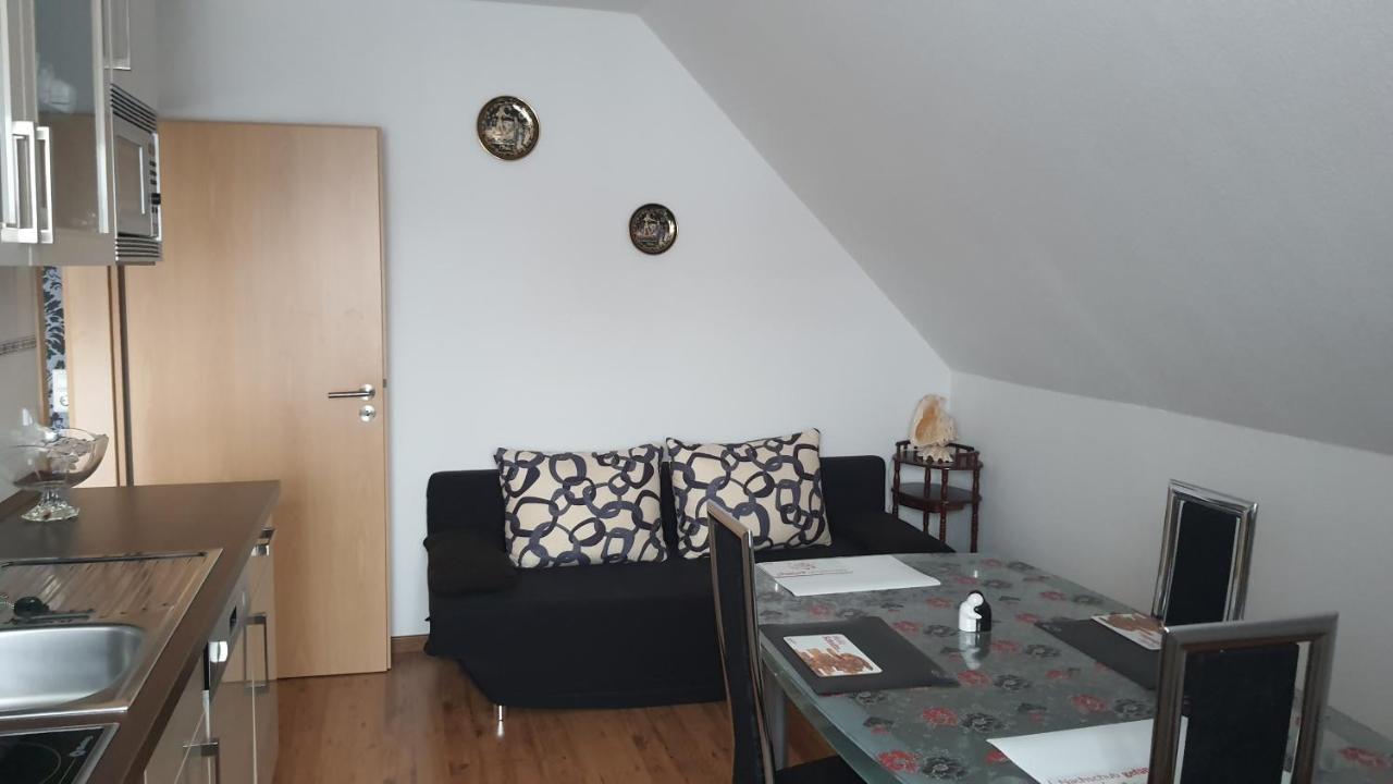 Nettes 2- Zimmer Apartment Sehnde Extérieur photo